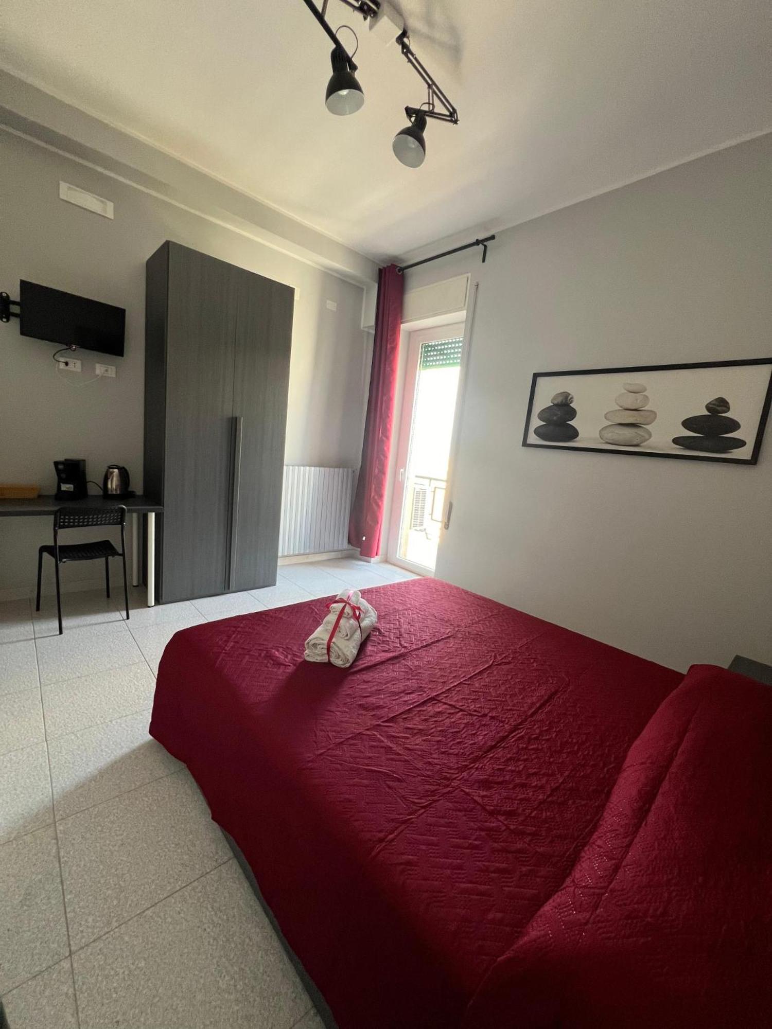 Settetrequattro Rooms Syrakus Exterior foto